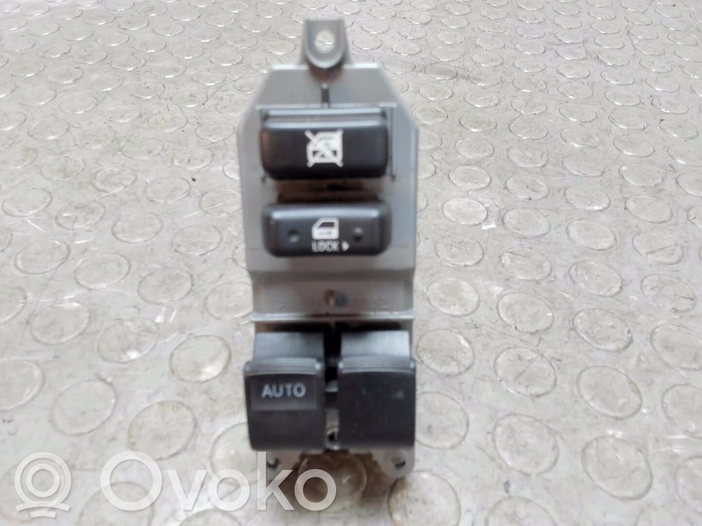 Przyciski szyb   848200D100