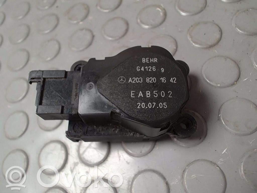 Mercedes-Benz E W211 Motor/actuator clapetă aer 