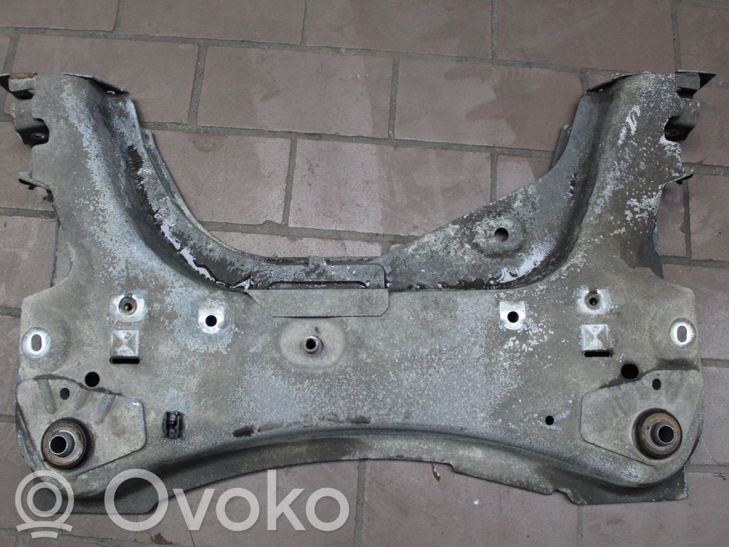 Renault Clio III Front subframe 