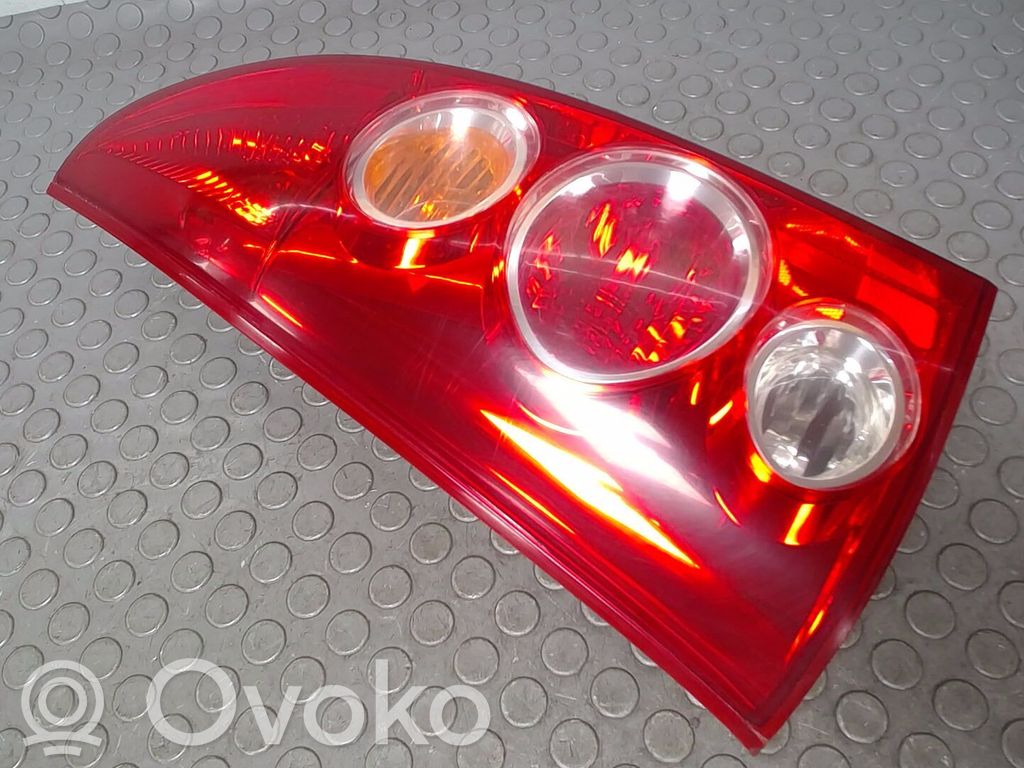 Takavalot   CB8151160B,CB8151160