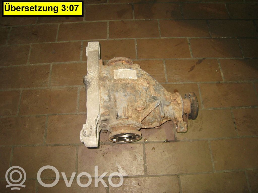BMW 5 E39 Galinis reduktorius 