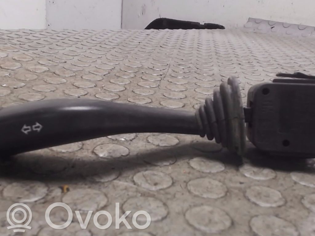 Opel Omega A Commodo de clignotant