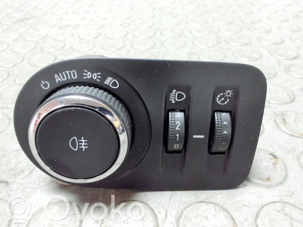Opel Corsa D Lichtschalter 