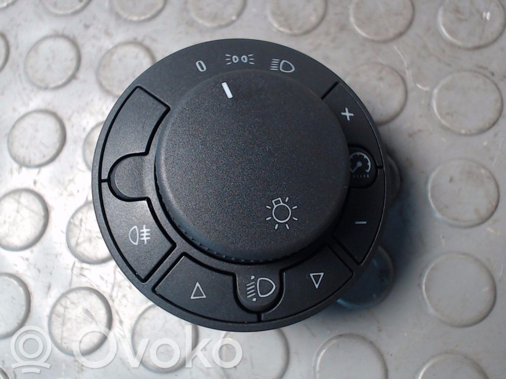 Opel Corsa D Light switch 