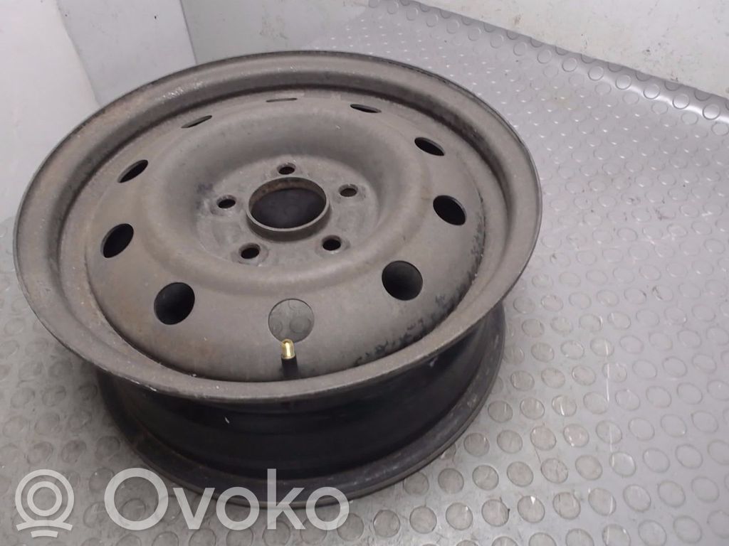 KIA Carens II Jantă tablă R15 