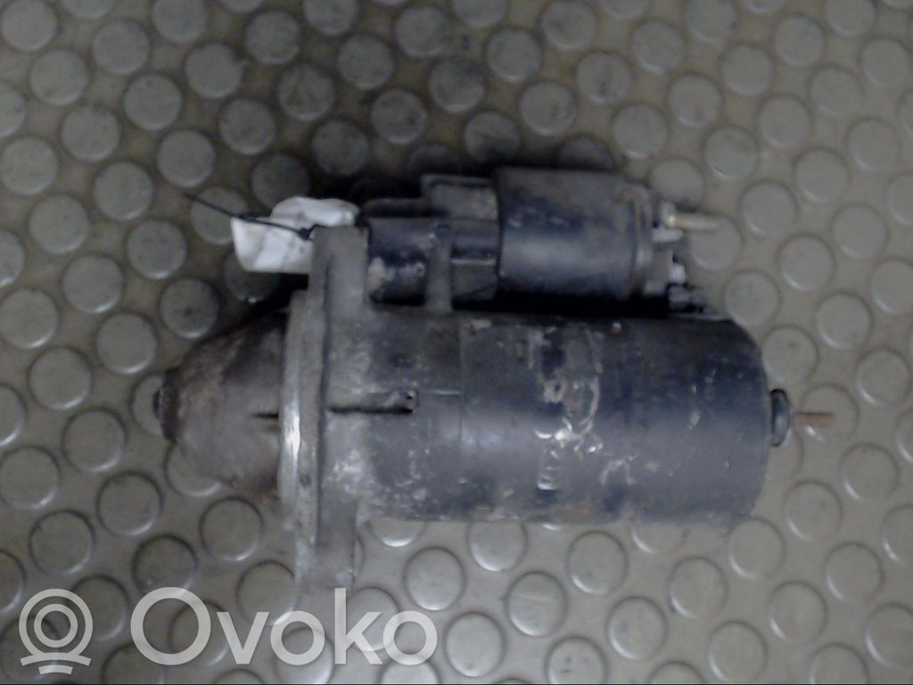Motor de arranque   058911023BX