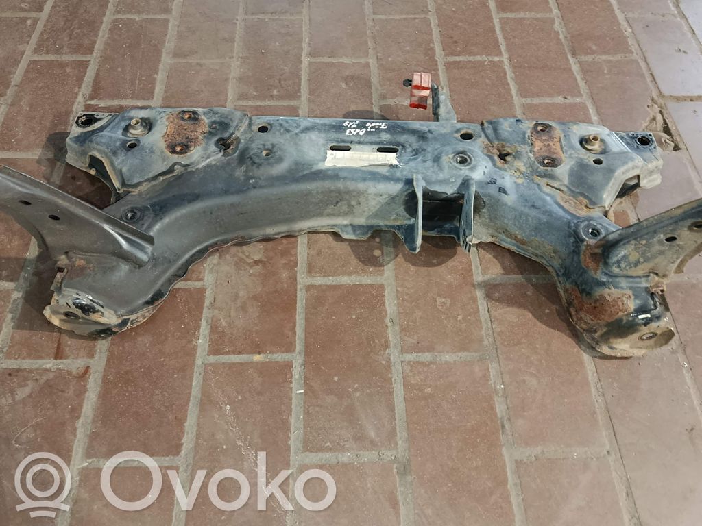 Ford Fiesta Priekinis traversas 