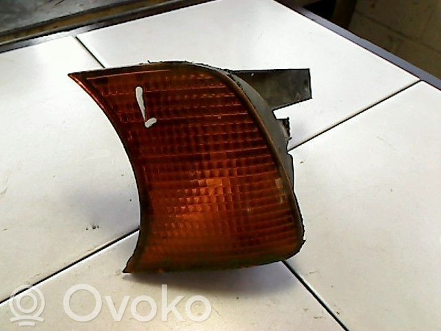 BMW 5 E34 Front indicator light 