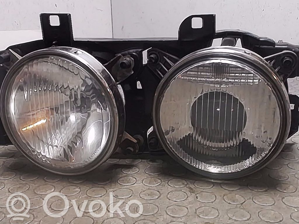 BMW 5 E34 Headlight/headlamp 