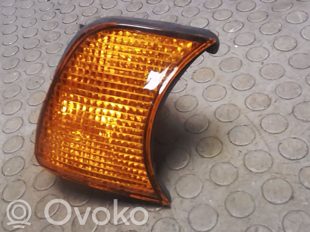BMW 5 E34 Front indicator light 