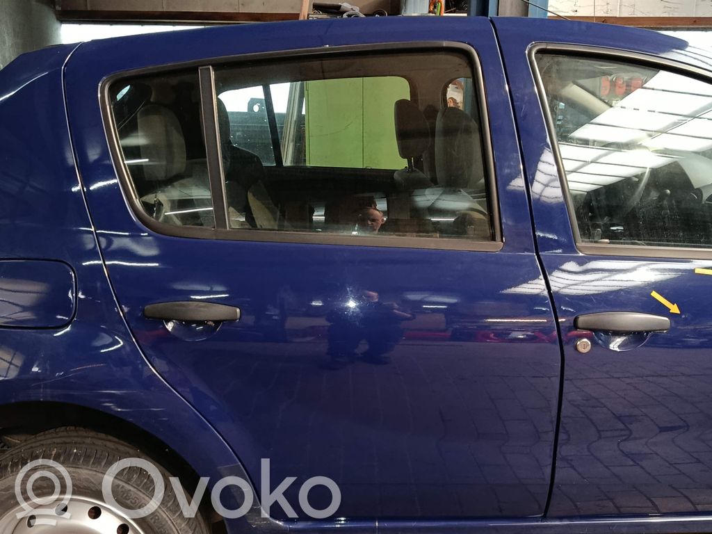 Dacia Sandero Puerta trasera 