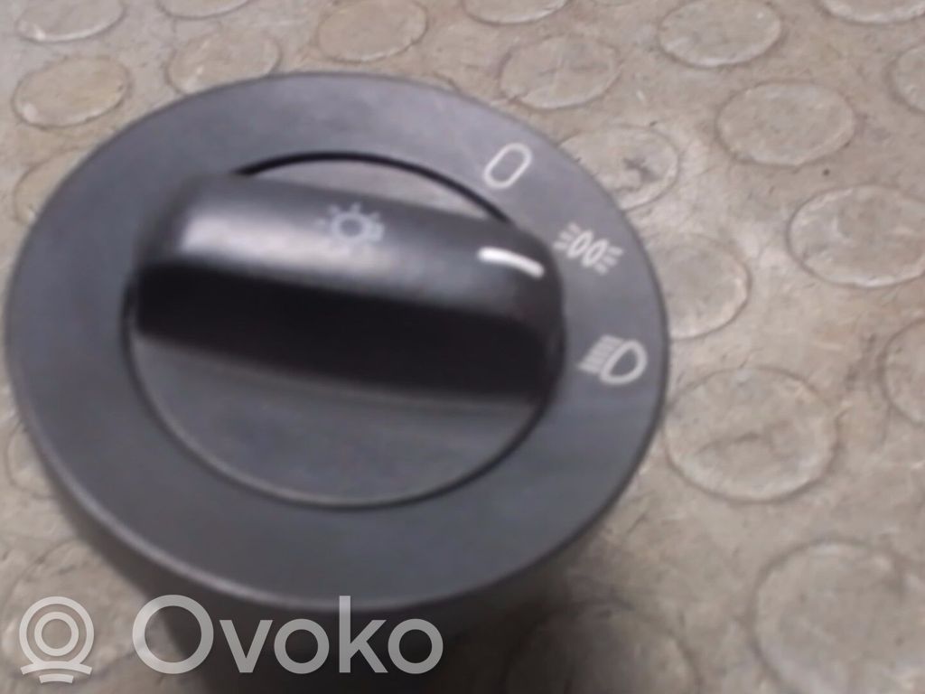 Light switch   61318363683,61318352212