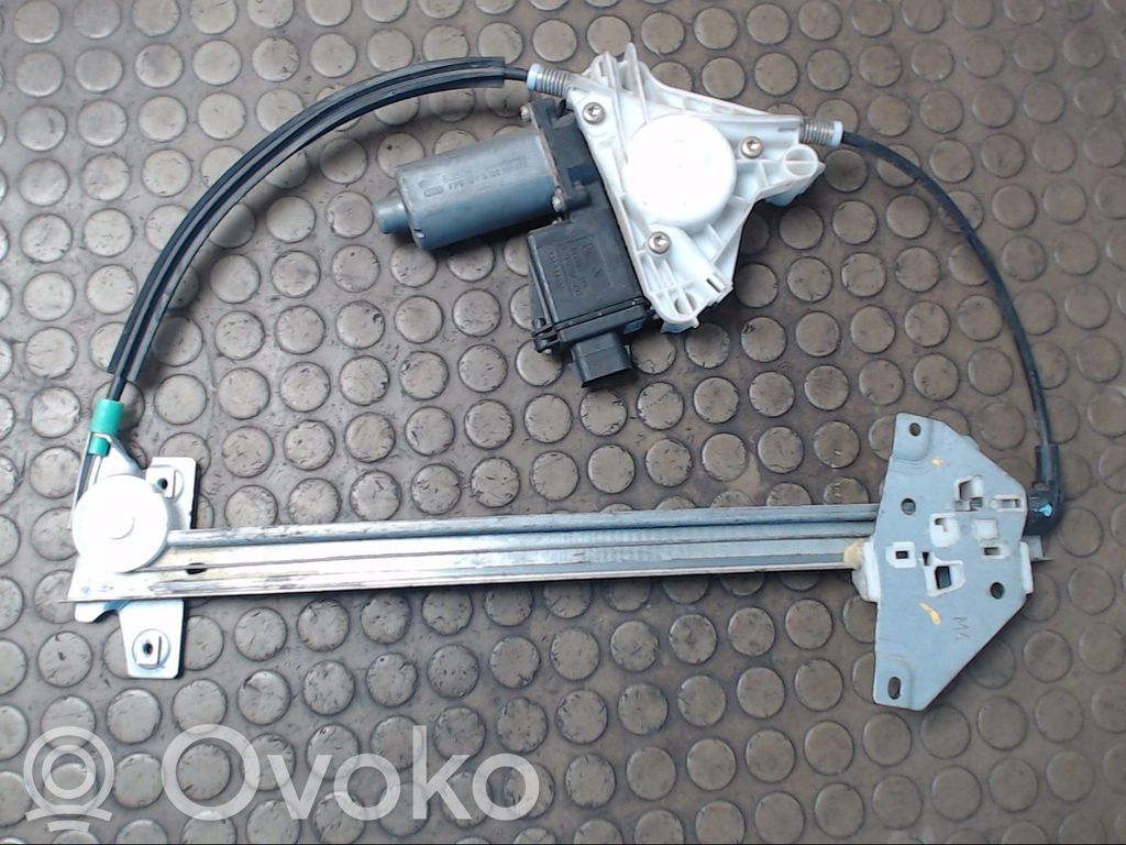 Mitsubishi Carisma Macara geam spate fără motor 