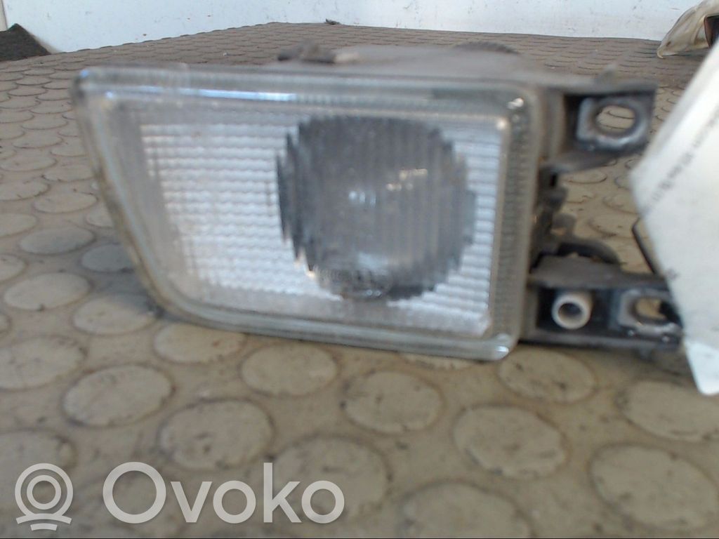 Volkswagen Vento Etusumuvalo 