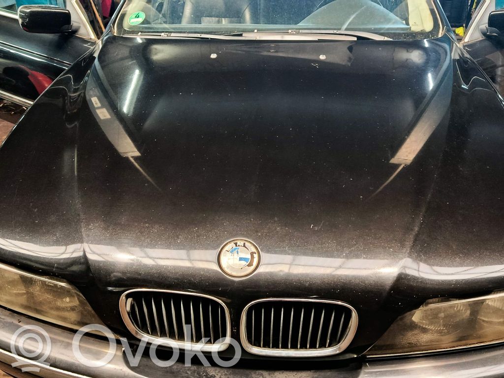 BMW 5 E39 Dzinēja pārsegs (vāks) 
