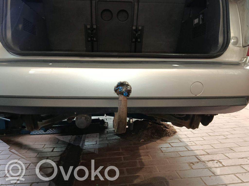 Ford Focus C-MAX Galinis bamperis 