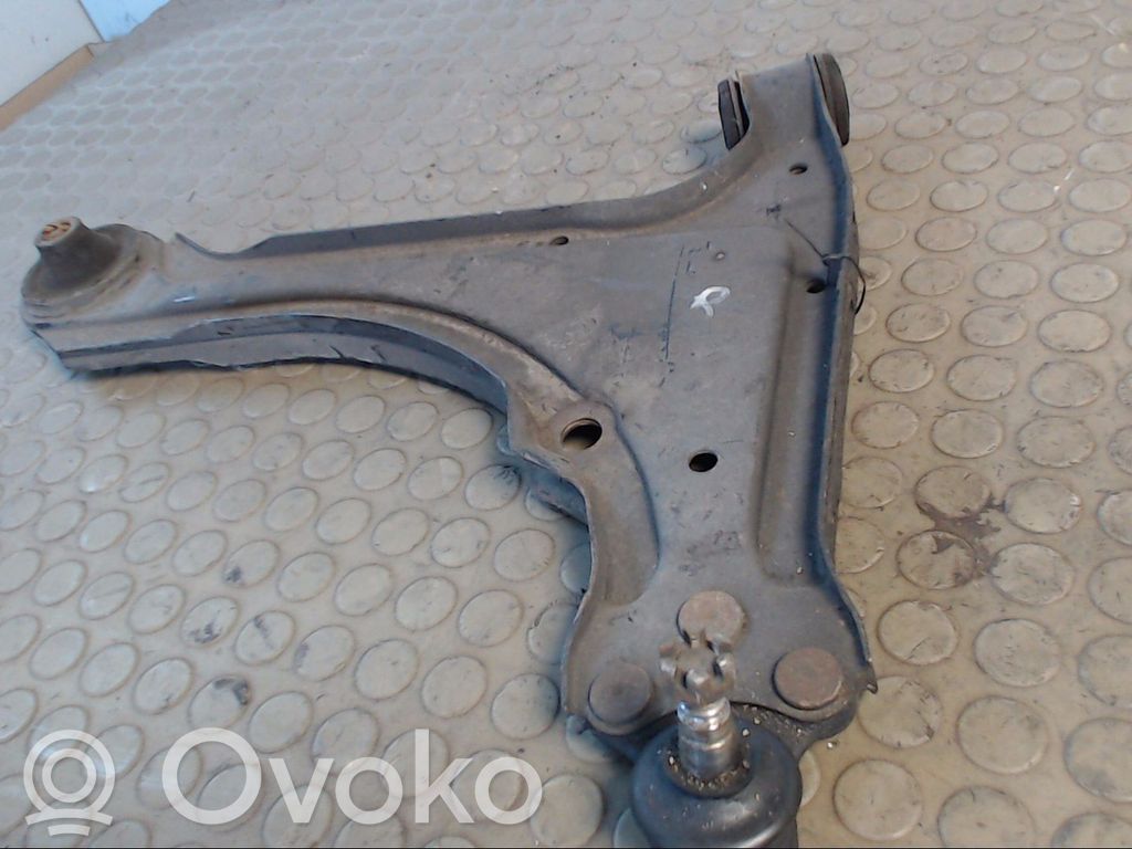 Opel Vectra A Basculă inferioară față 