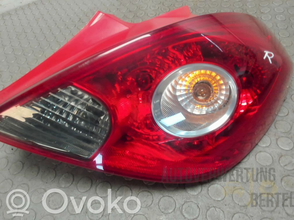 Luz trasera/de freno   93189091,01222131
