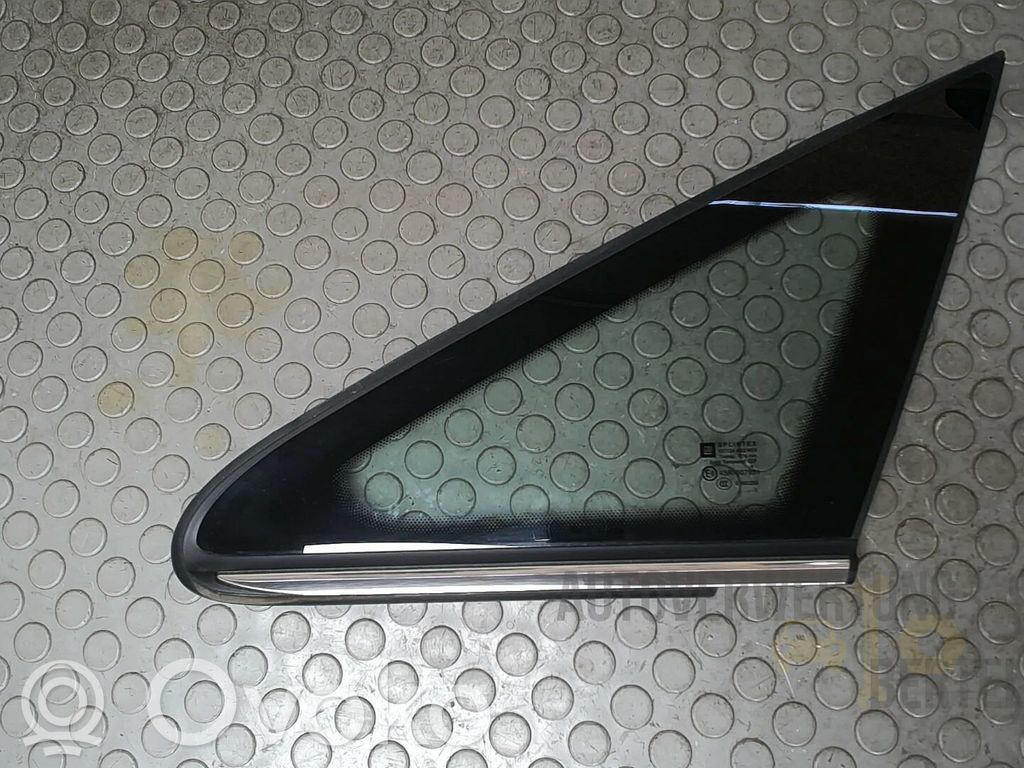 Opel Zafira B Geam triunghi față 