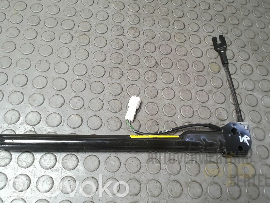 Renault Clio III Gurtschloss vorne 