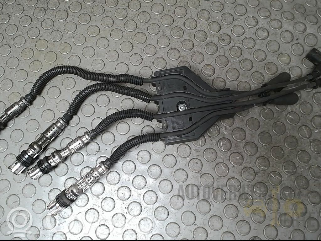 Conectores para la bujía   03F905409C,03F905409C