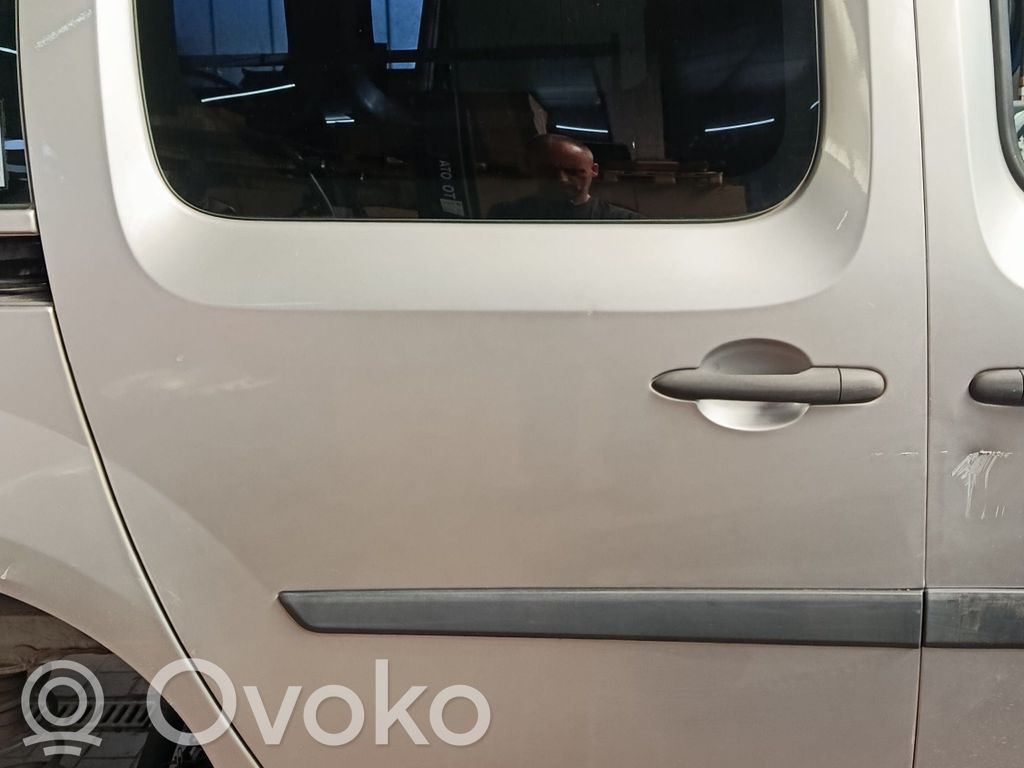 Renault Kangoo II Portellone laterale scorrevole 