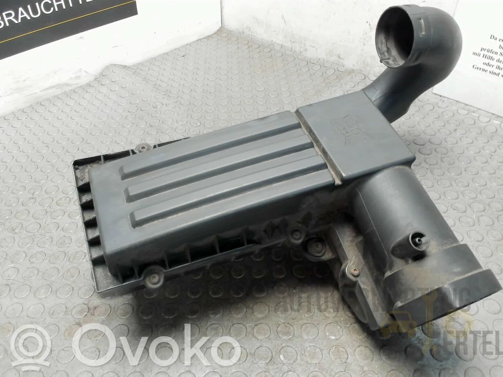 Volkswagen Tiguan Ilmansuodattimen kotelo 