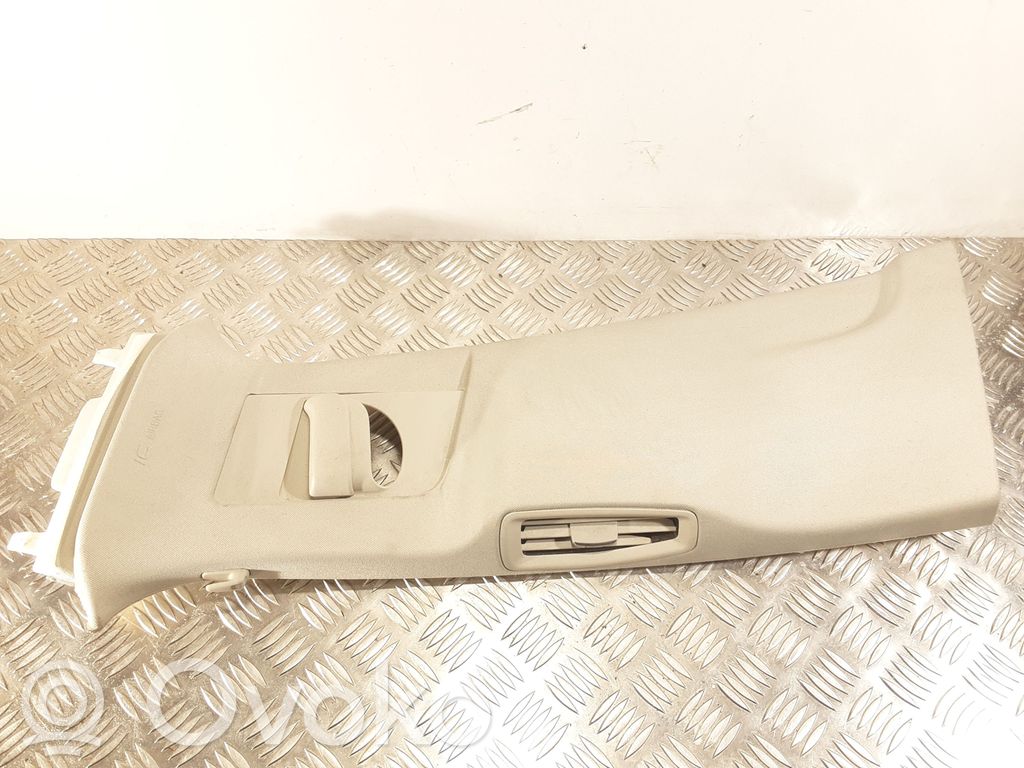Volvo S60 Prowadnica pasa bezpieczeństwa 