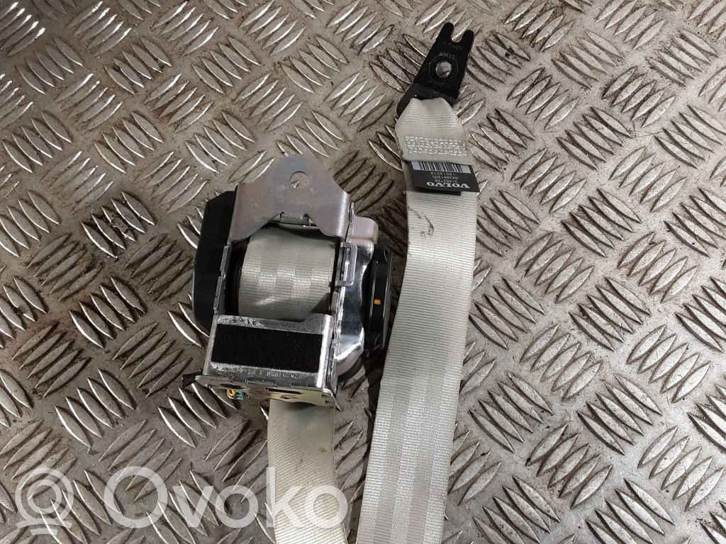 Volvo S60 Cinturón trasero 