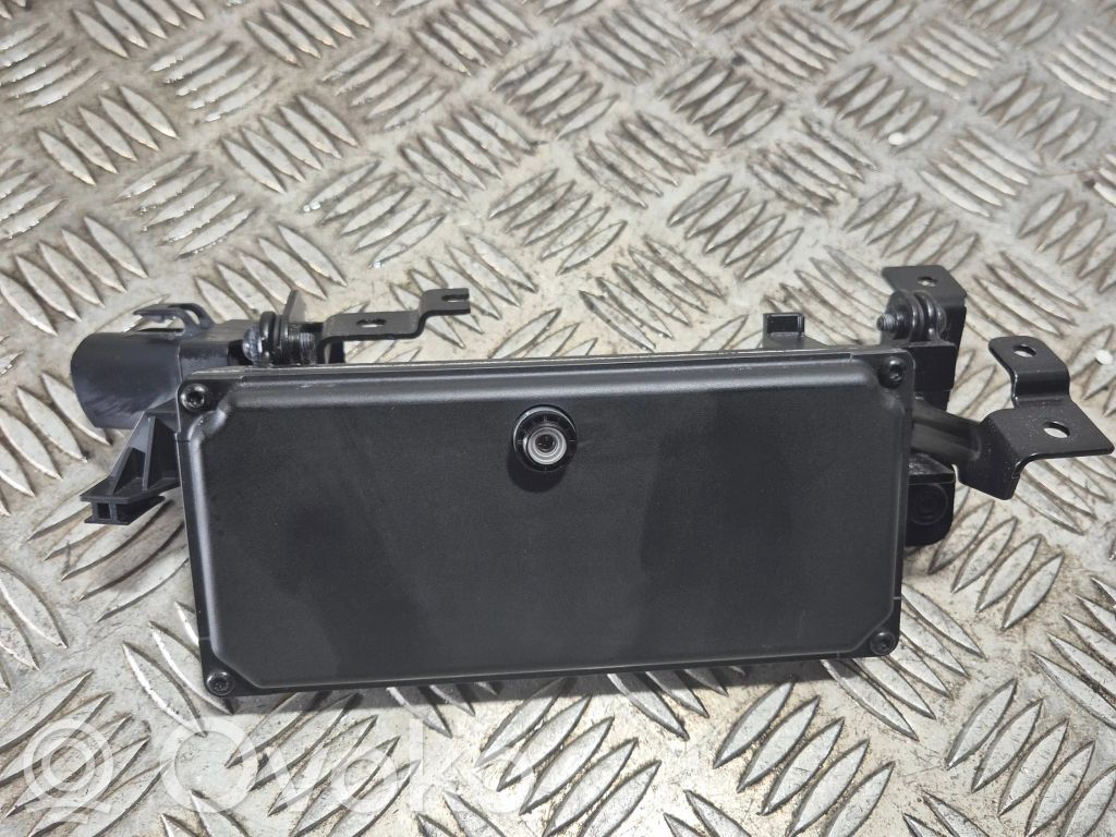 Windshield/windscreen camera   32243277