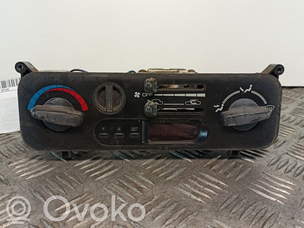 Mitsubishi Mirage V CJO Climate control unit 
