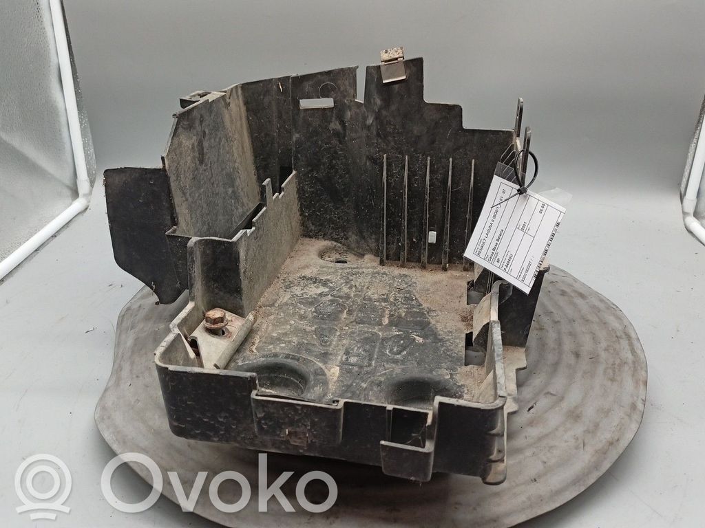Akumulatora kaste   8200183327