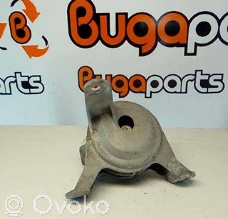 Engine mount bracket