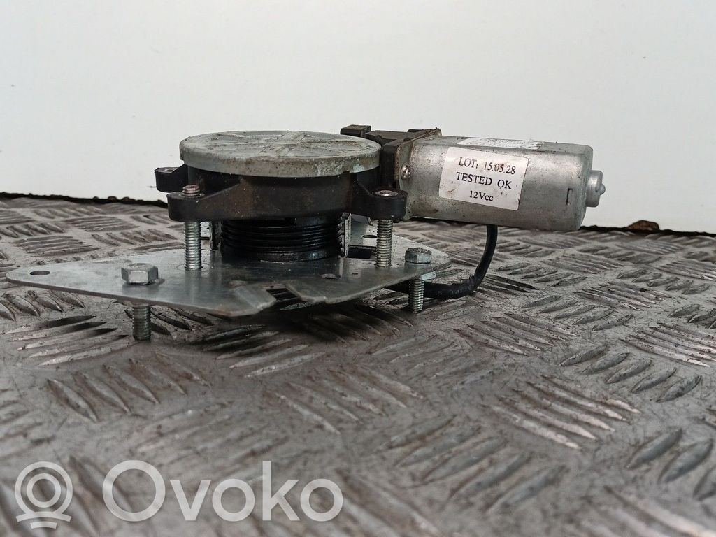 Renault Megane I Silnik regulatora szyby drzwi przednich 