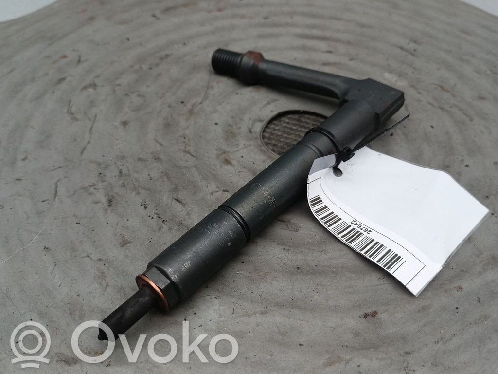Fuel injector   16600VK525,YD25DDTI