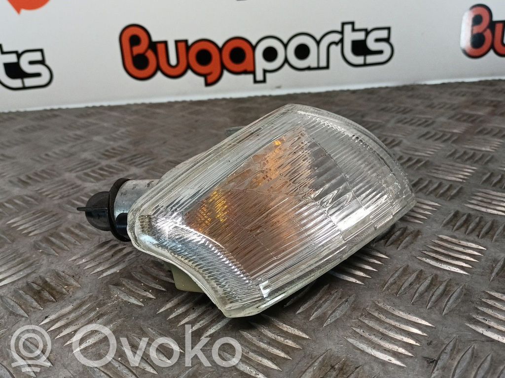 Peugeot 205 Blinker vorne Stoßstange 
