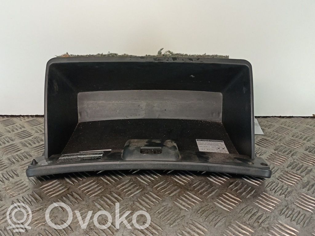 Toyota Corolla Verso E121 Vano portaoggetti 