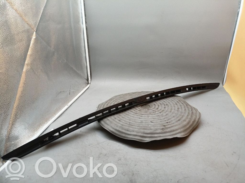 Front door card panel trim   735456573