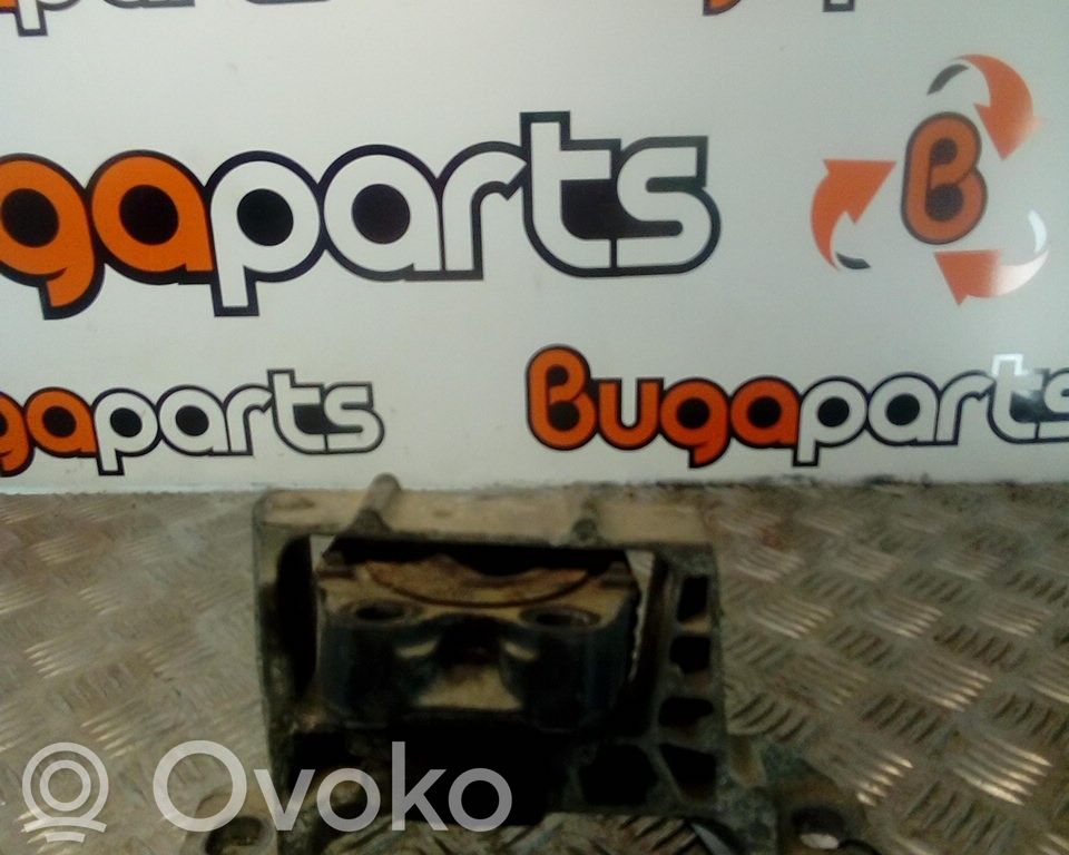 Подушка двигателя   326B21