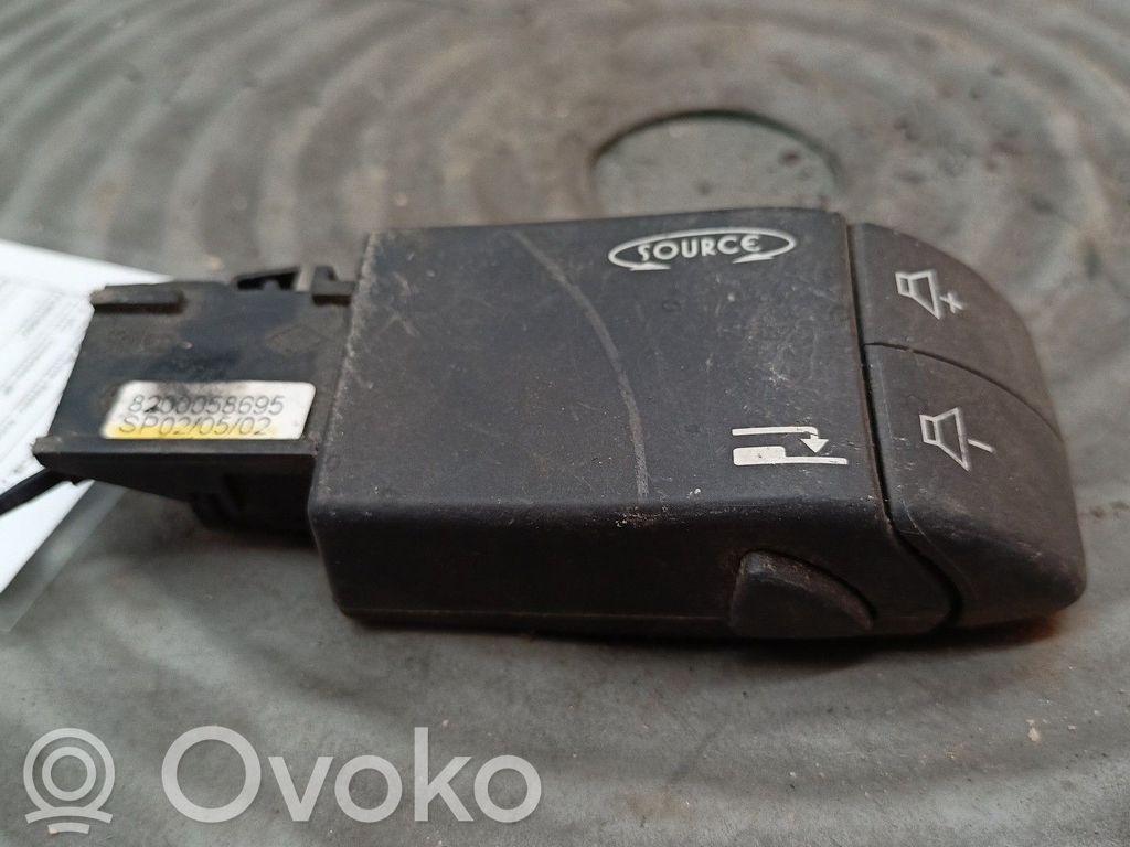 Stūres pogas / slēdži   8200058695,VALEO