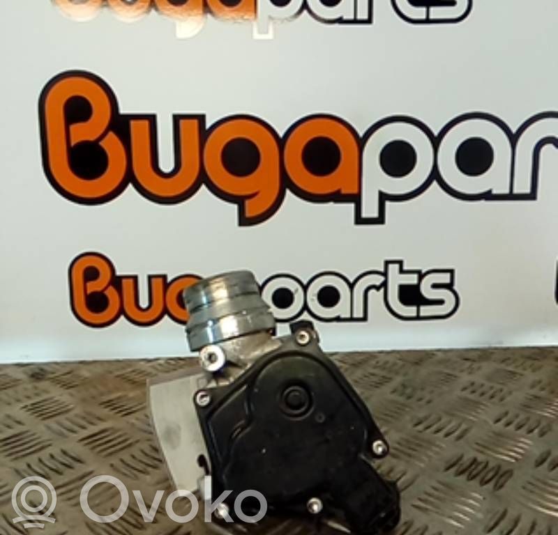 Nissan Note (E11) Electric throttle body valve 