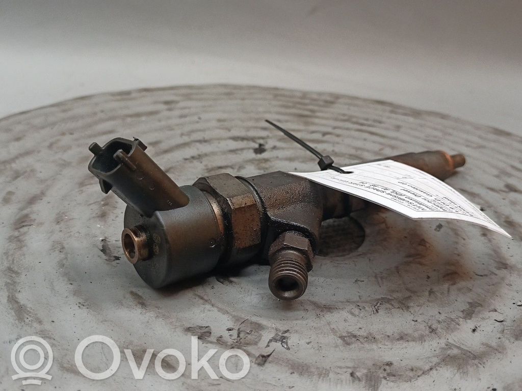 Fuel injector   0445110021,7700111014,F9Q1