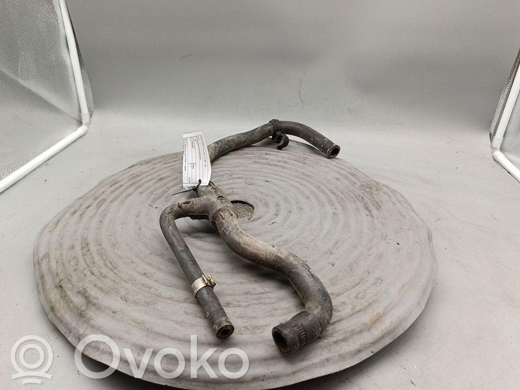 Lancia Y10 Coolant pipe/hose 