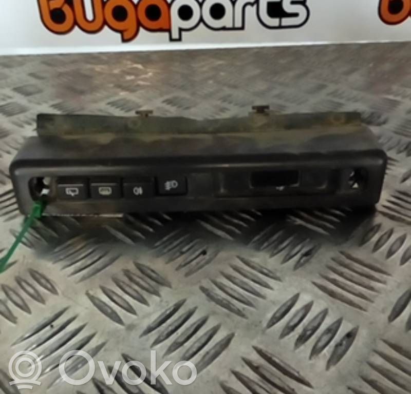 Climate control unit   33957402,181528380