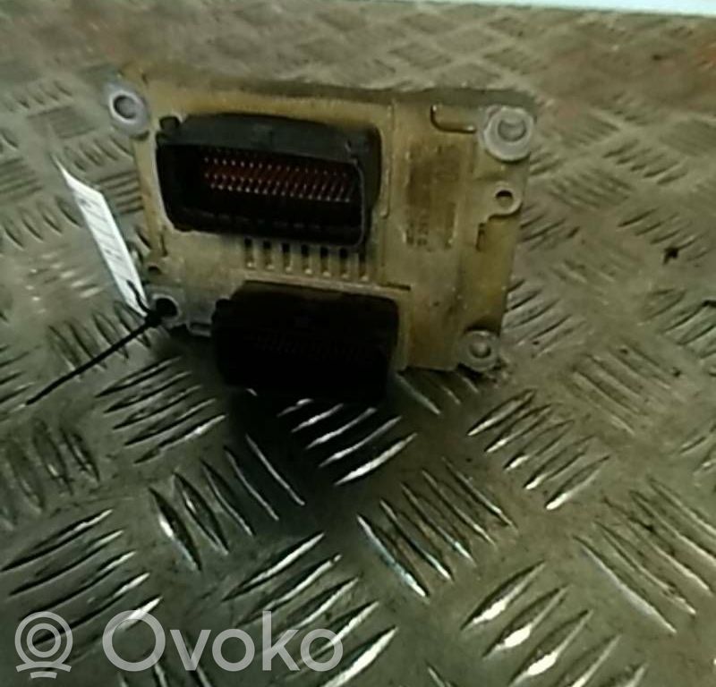 Fiat Punto (188) Unitate/modul de control motor 