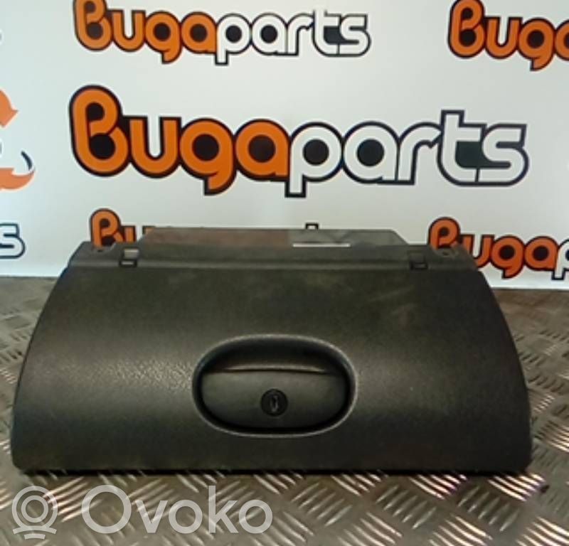 Opel Corsa B Glove box 