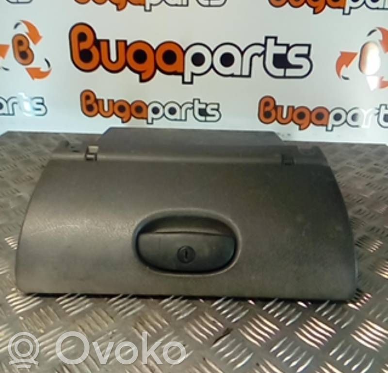 Opel Corsa B Glove box 
