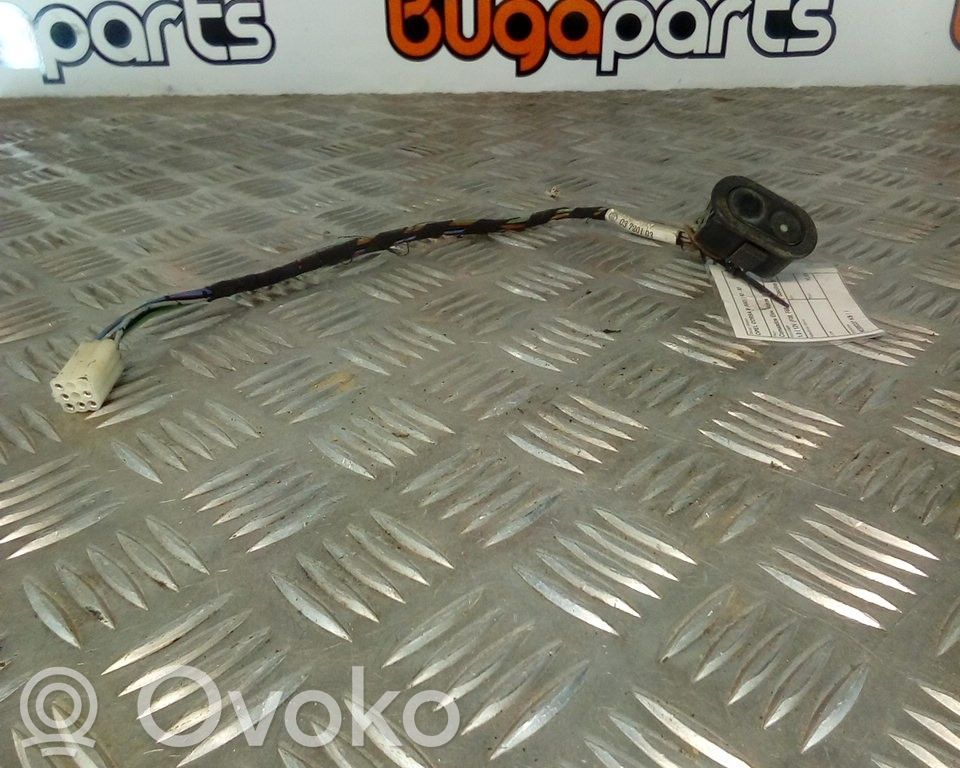 Electric window control switch   90389337,KB