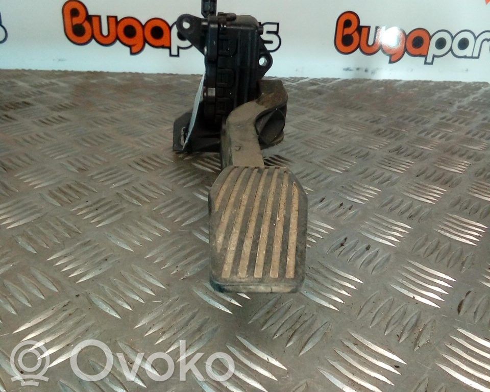 Akseleratora pedālis   9129423CL