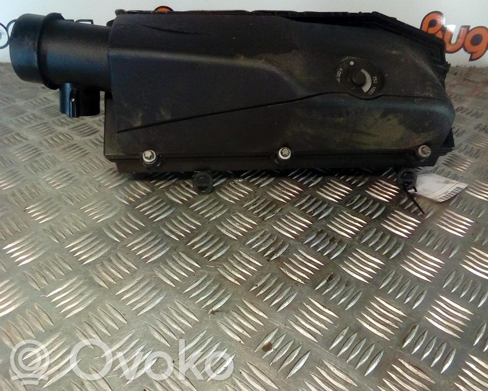 Luftfilterkasten   A0000945568